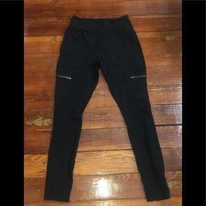 Athleta Headline Cargo Tights